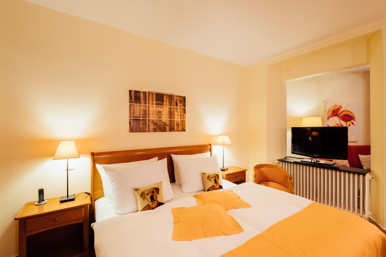 Hotel Zur Muehle Paderborn Esterno foto